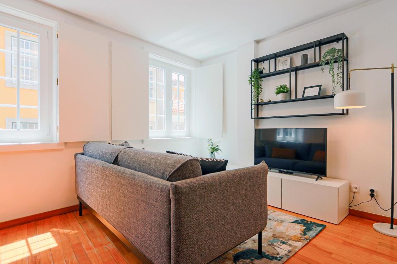 Hm - Ribeira Historical Apartment Porto Bagian luar foto