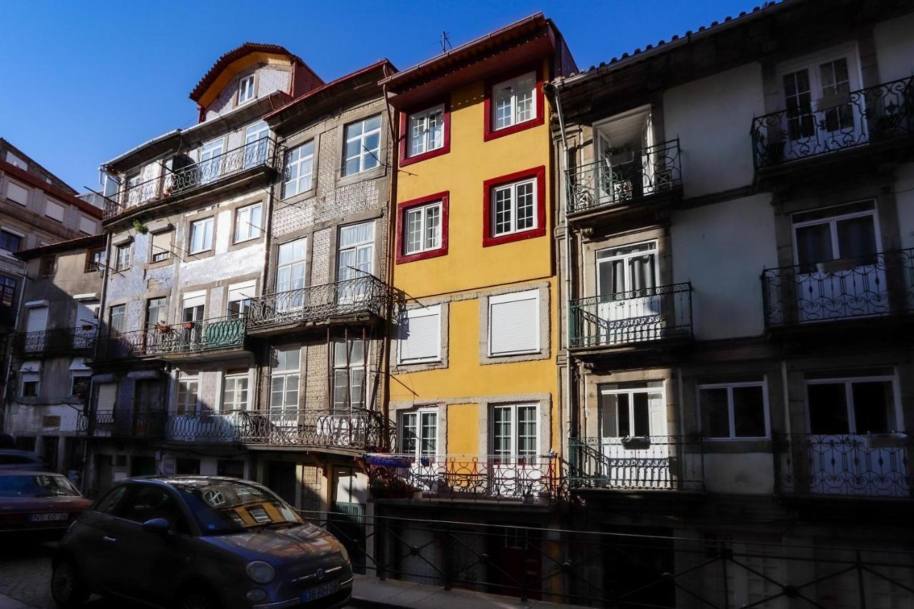 Hm - Ribeira Historical Apartment Porto Bagian luar foto